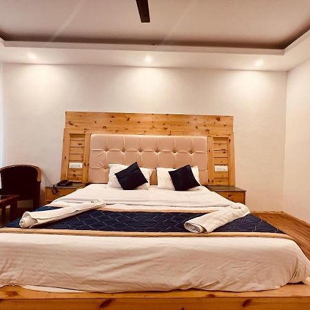 Hotel Lemoon Tree Manali  Exterior photo