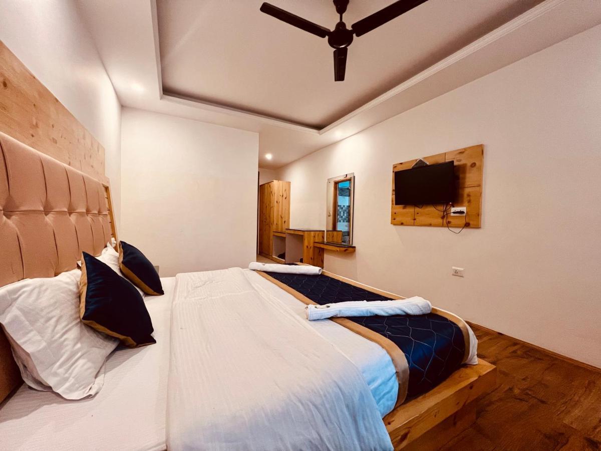 Hotel Lemoon Tree Manali  Exterior photo